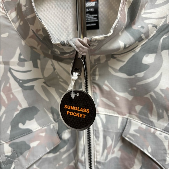 AVIA Gray and White Camouflage Utility Cargo Trail Vest Lightweight SZ 12-14 NWT - Picture 5 of 13
